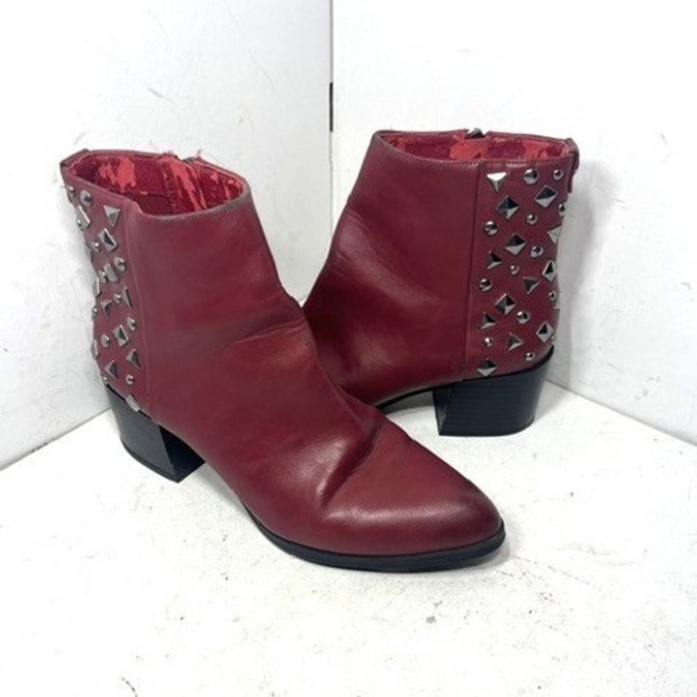 Circus by Sam Edelman Red Studded Leather Ankle Boots Pointed Toe Block Heel 8